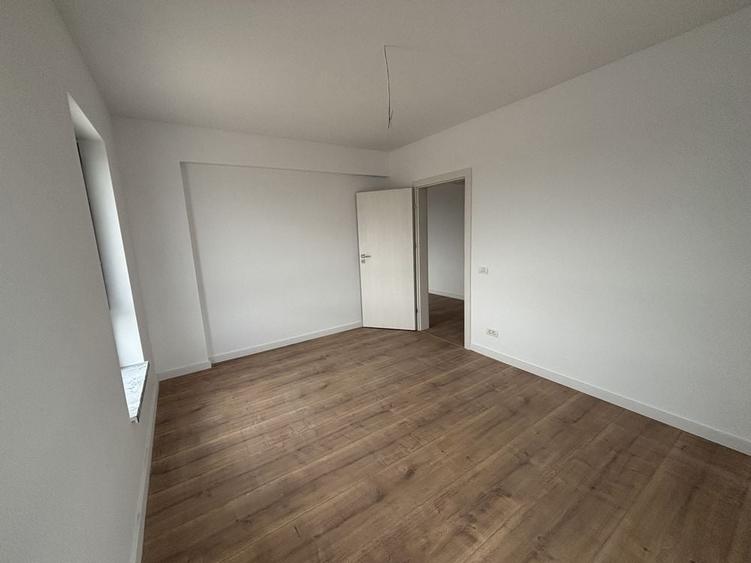Apartament cu 2 camere decomandat în Exterior Vest
