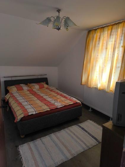 Casă cu 4 camere în Rușii-Munți