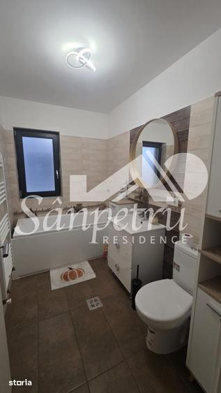 Apartament cu 3 camere în Sânpetru