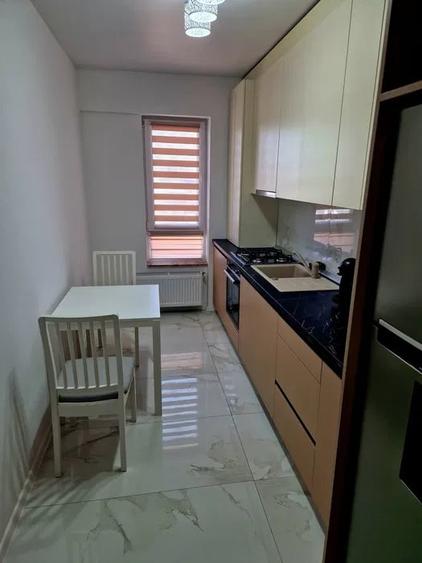 Apartament cu 2 camere decomandat, mobilat în Militari