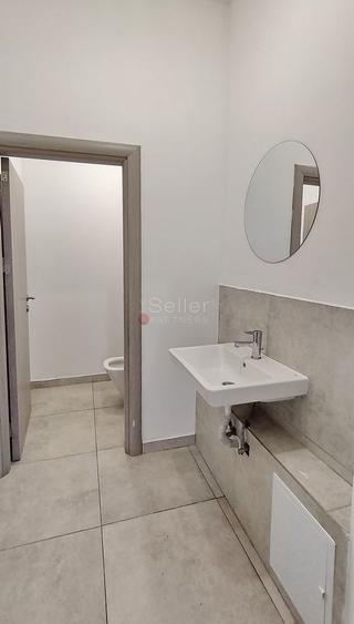 Spațiu comercial, de 134 mp, în Noua