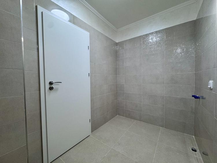 Apartament cu 2 camere semidecomandat în Florești