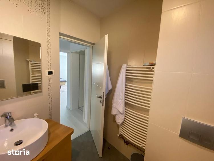 Casă cu 5 camere cu Teren 580 Mp în Central