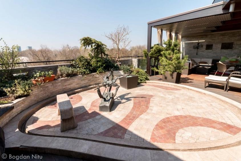 Penthouse cu 6 camere decomandat în Herăstrău