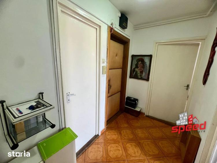 Apartament cu 3 camere în Tudor Vladimirescu