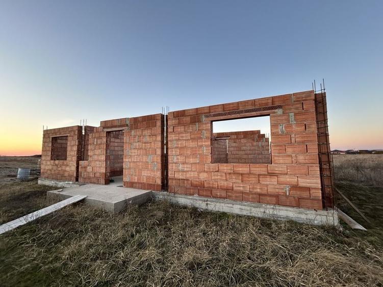 Casă cu 4 camere în Cihei