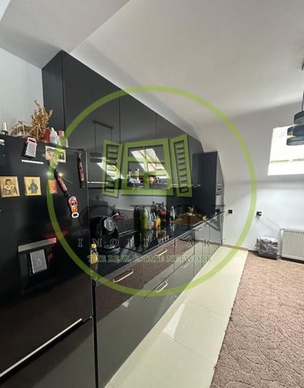 Apartament cu 4 camere decomandat, mobilat în Cioplea