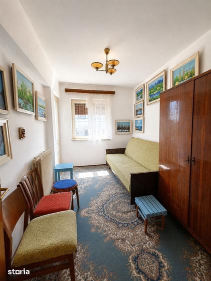 Apartament cu 3 camere semidecomandat în Ultracentral