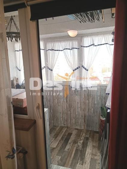 Apartament 3 camere, decomandat, metrou Dristor2 - 4