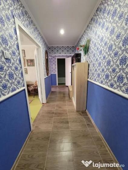 Apartament cu 2 camere decomandat în Grozăvești