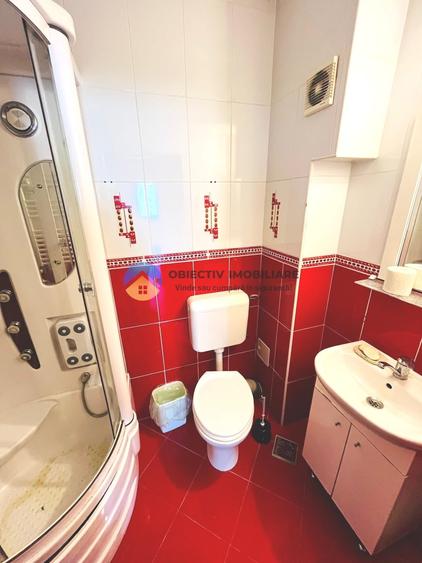 Apartament cu 3 camere decomandat, mobilat în Calea Romanului