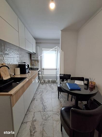 Apartament cu 3 camere semidecomandat în Micro 17