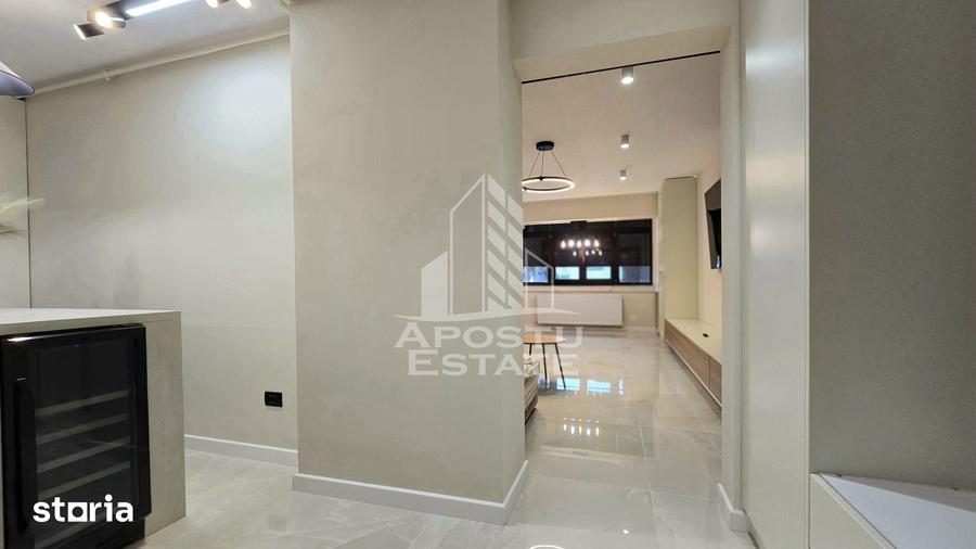 Apartament cu 3 camere, mobilat în UTA