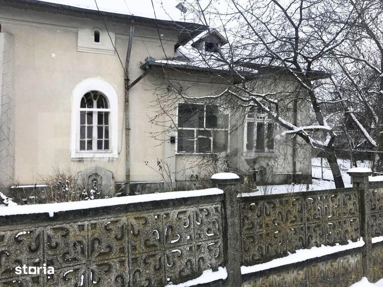 Casă cu 4 camere cu Teren 3920 Mp în Ulmi