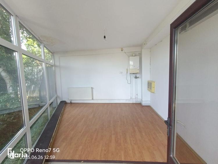Casă cu 4 camere cu Teren 1255 Mp în Central