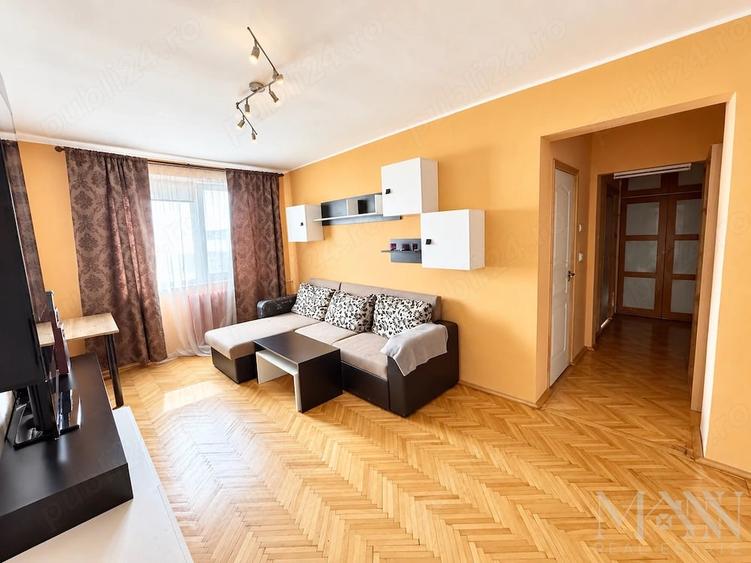 Apartament cu 3 camere decomandat în Central