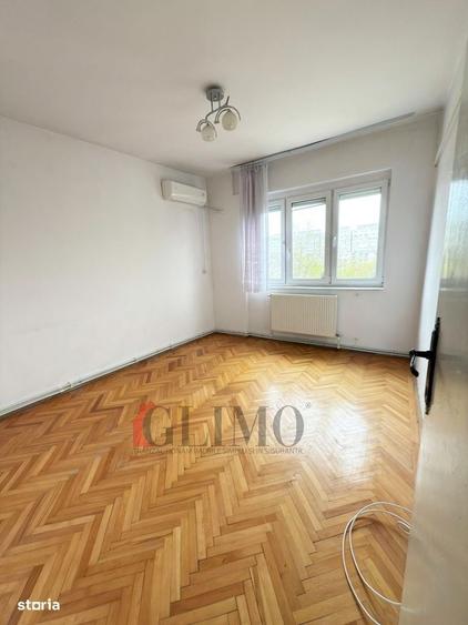 Apartament cu 3 camere decomandat în Mazepa 1