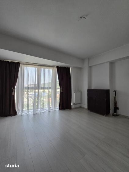 Apartament cu 3 camere în Bucium