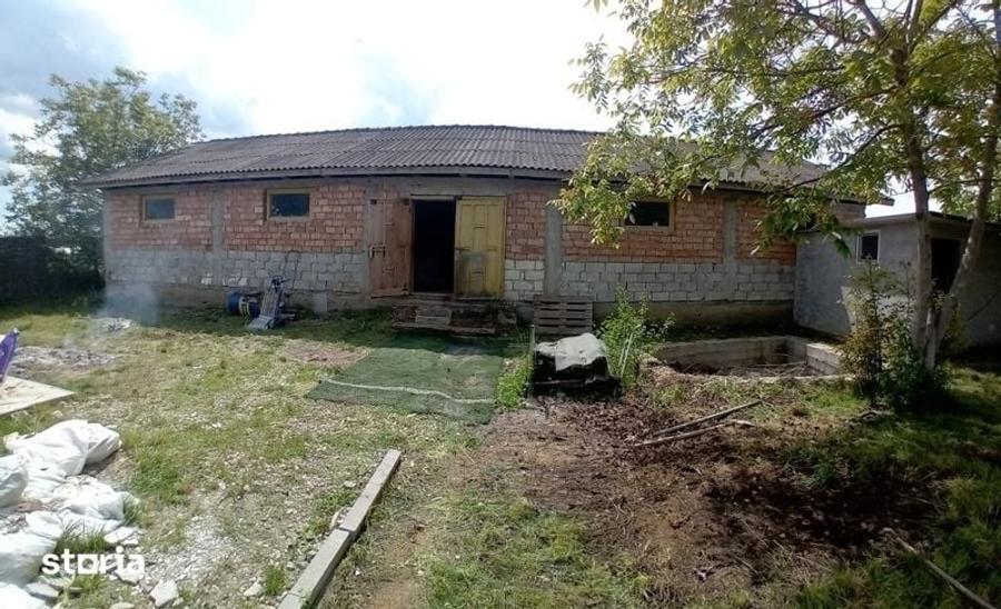 Teren de 160 mp, în Central