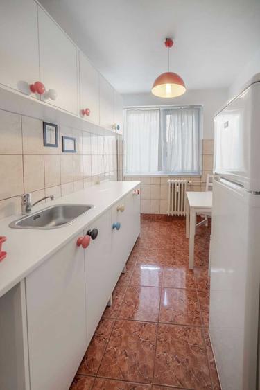 Apartament cu 2 camere semidecomandat în Drumul Taberei