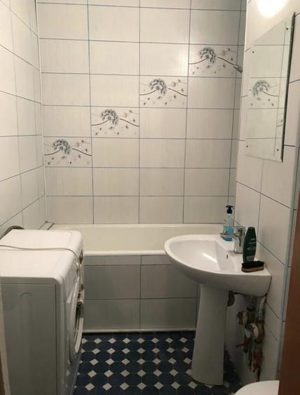 Apartament cu 3 camere decomandat în Colentina