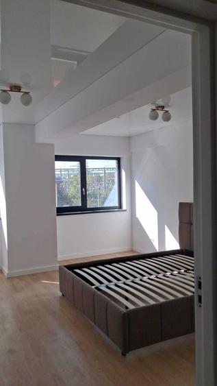 Apartament cu 2 camere decomandat în Nicolina