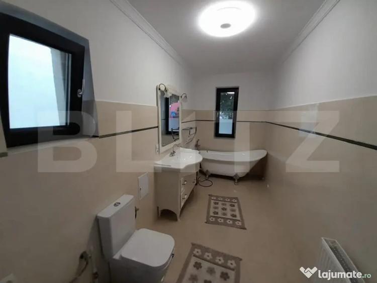 Casă cu 5 camere cu Teren 437 Mp în Central