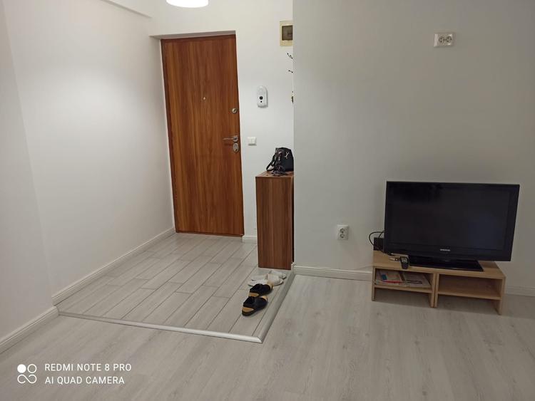 Apartament cu 2 camere decomandat în Florești