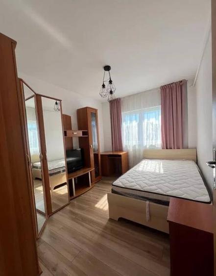 Apartament cu 4 camere, mobilat în Mărăști