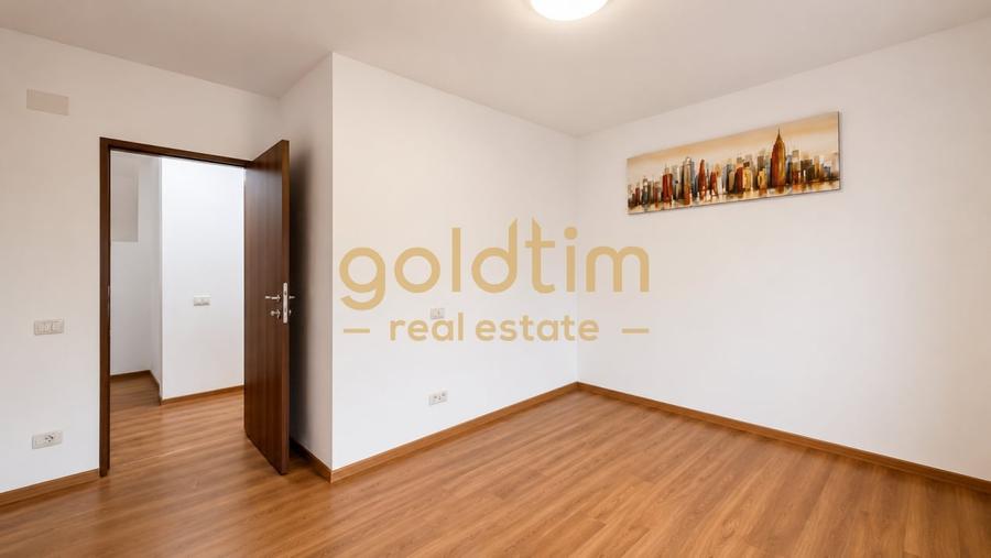 Duplex cu 6 camere cu Canalizare în Domnești