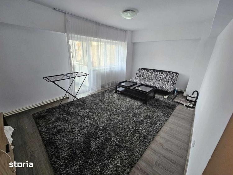 Apartament cu 3 camere decomandat în Unirii