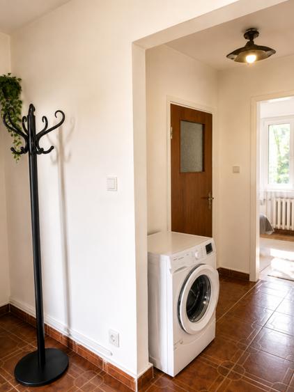 Apartament cu 3 camere decomandat, mobilat în Rahova