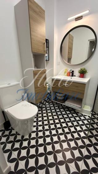 Apartament cu 3 camere semidecomandat în Florești