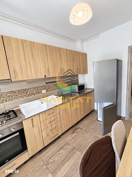 Apartament cu 3 camere semidecomandat în Metalurgiei