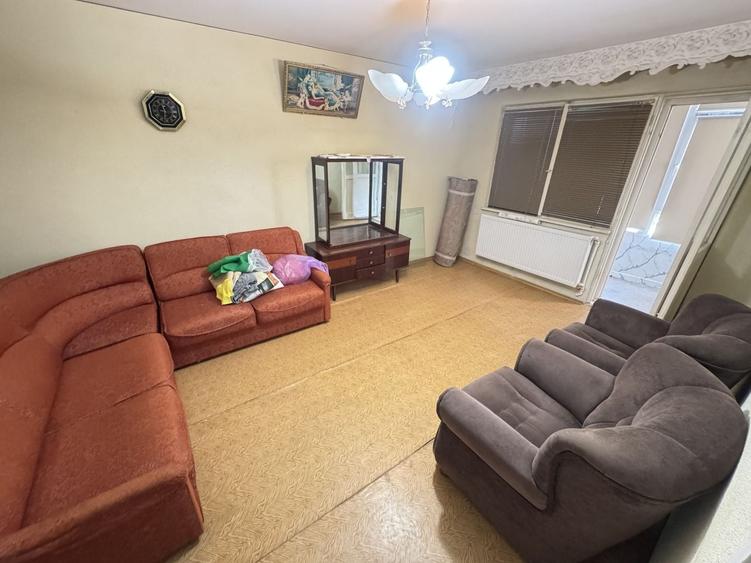 Apartament cu 2 camere decomandat, mobilat în Tomis Nord