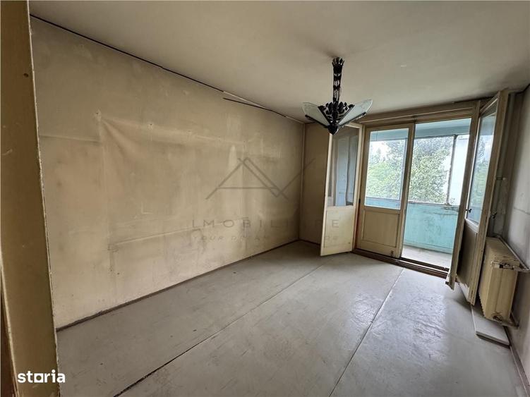 Apartament cu 3 camere în Uverturii
