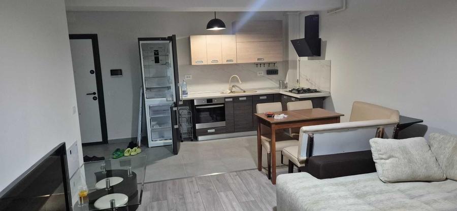 Apartament cu 2 camere decomandat în Energia