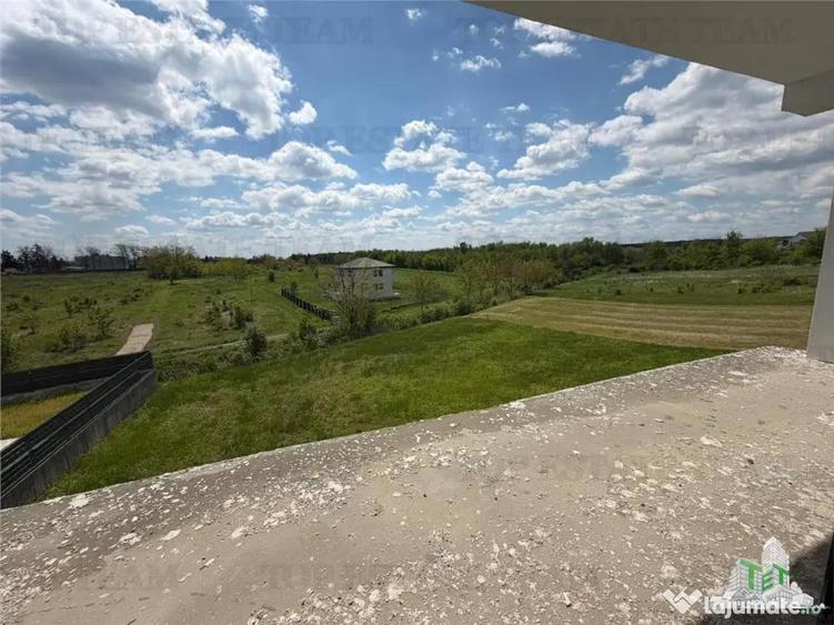 Casă cu 4 camere cu Teren 800 Mp în Corbeanca