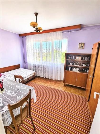 Apartament cu 2 camere semidecomandat în Astra