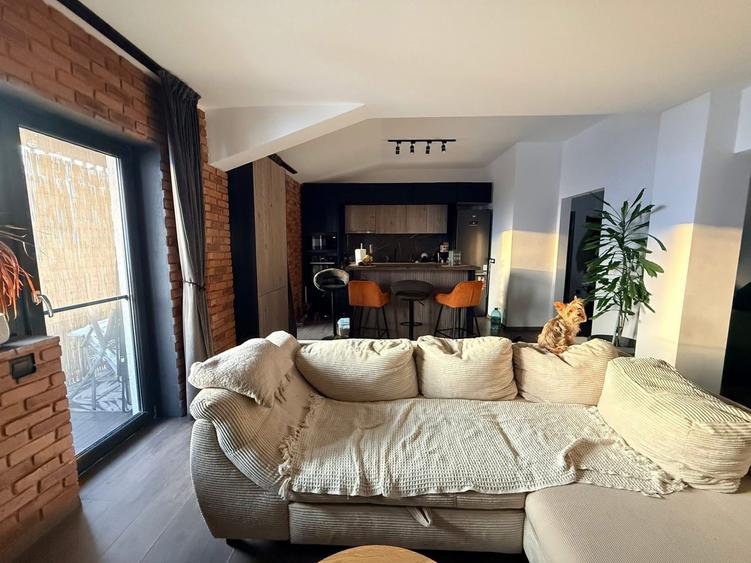 Apartament cu 2 camere semidecomandat, mobilat în Apahida