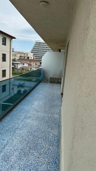 Apartament cu 2 camere decomandat în Est