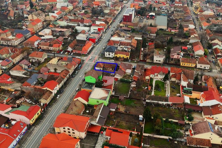 Teren Construcții intravilan de 806 mp, în Intim