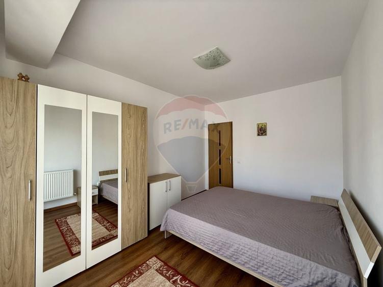 Apartament cu 2 camere decomandat în Florești
