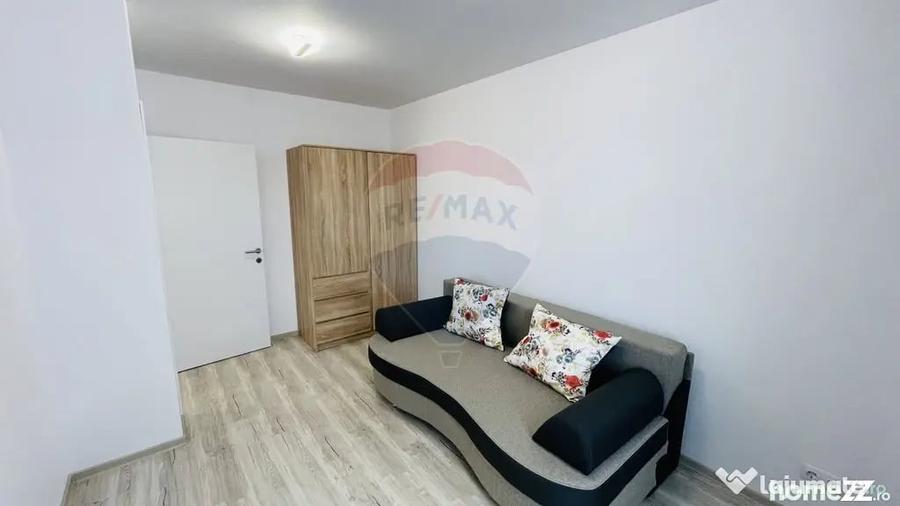 Casă cu 4 camere cu Teren 297 Mp în Cristian