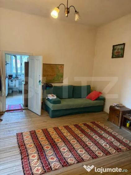 Casă cu 3 camere cu Teren 310 Mp în Central