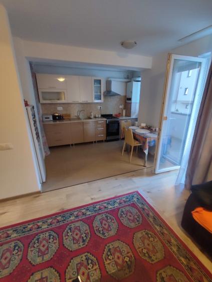 Apartament cu 2 camere decomandat în Între Lacuri