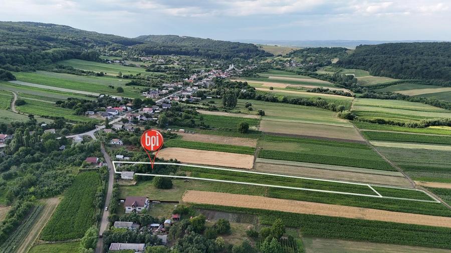 Casă individuală cu 4 camere cu Teren 5600 Mp în Valea Glodului