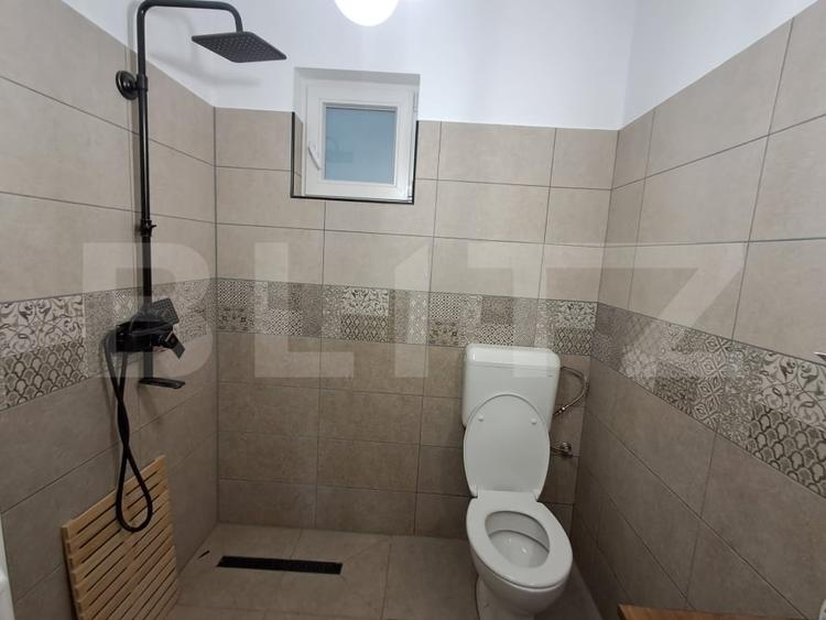 Casă individuală cu 10 camere cu Canalizare în Sâncraiu de Mureș
