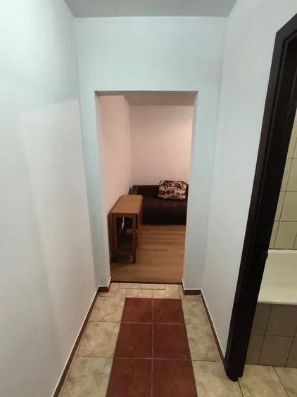 Apartament cu 2 camere nedecomandat, mobilat în Alexandru cel Bun