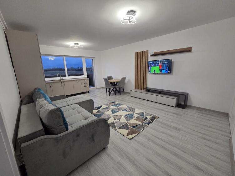 Apartament cu 2 camere semidecomandat în Sânpetru